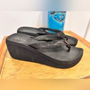 Rockin Black Wedge Sandals